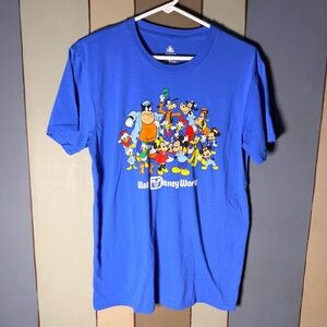 Walt Disney World T-Shirt-Size: Medium